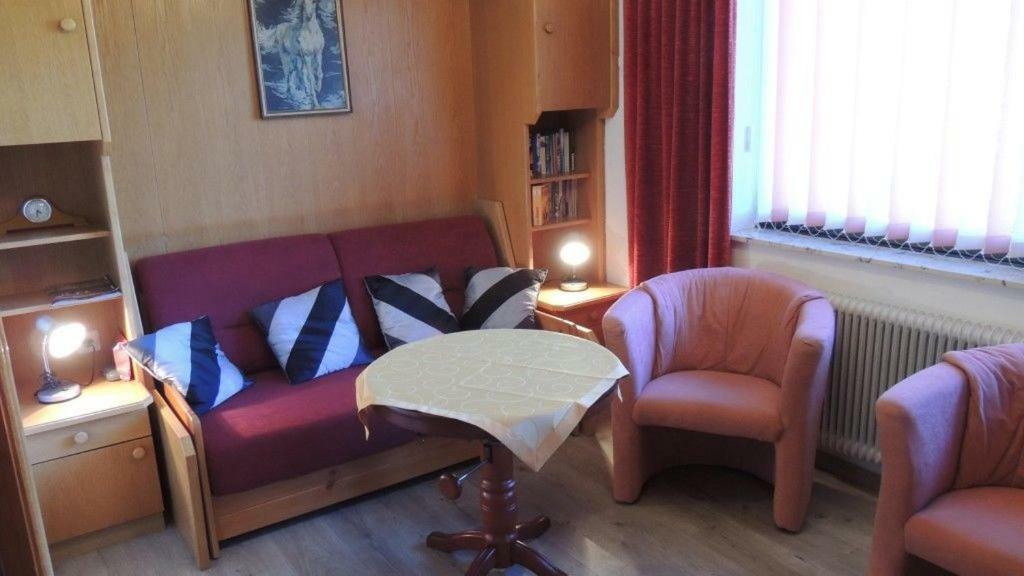 Gaestehaus Kratzer ヴィルゲン エクステリア 写真